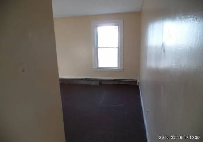 188 Putnam St — Photo 12