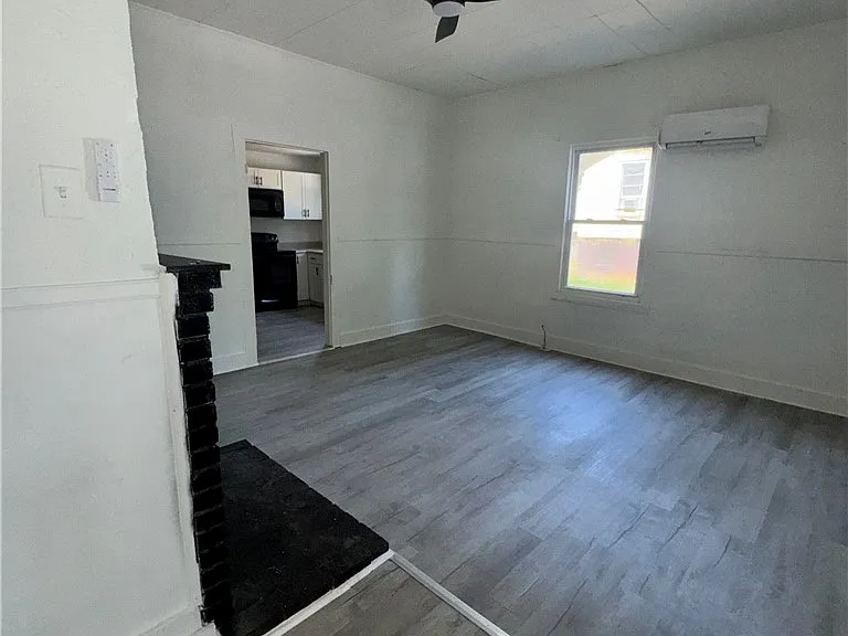 6 Riverside St — Photo 3