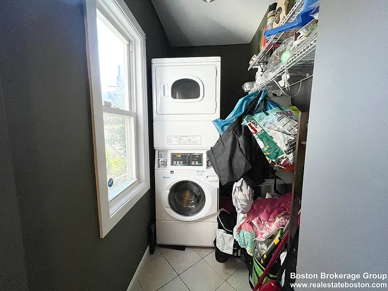 25 Sudan St #1 — Photo 8