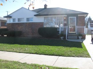 18160 Buckhannon St, Roseville, MI 48066