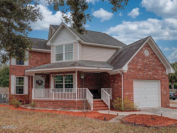 3rd image of 705 Owens Ct