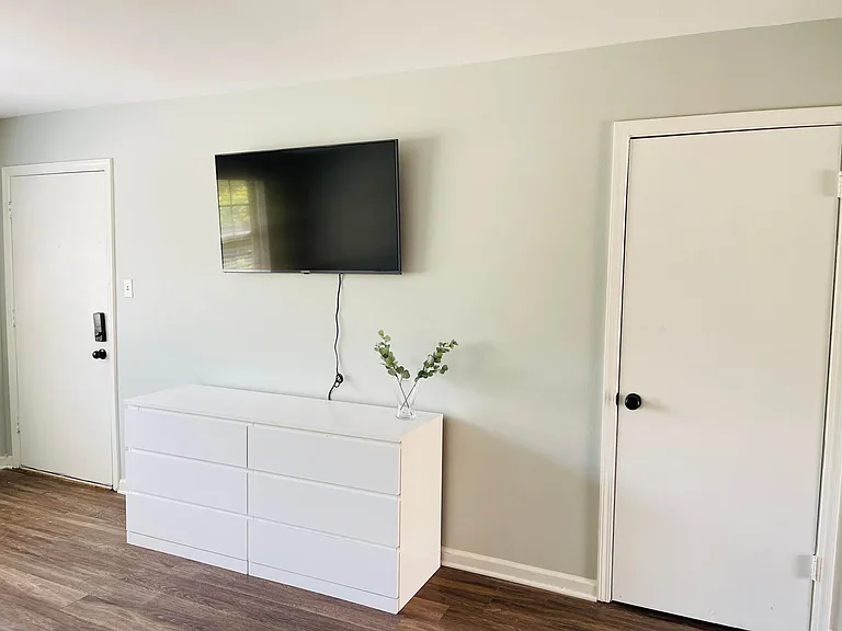2116 E McLemore Ave #1 — Photo 4