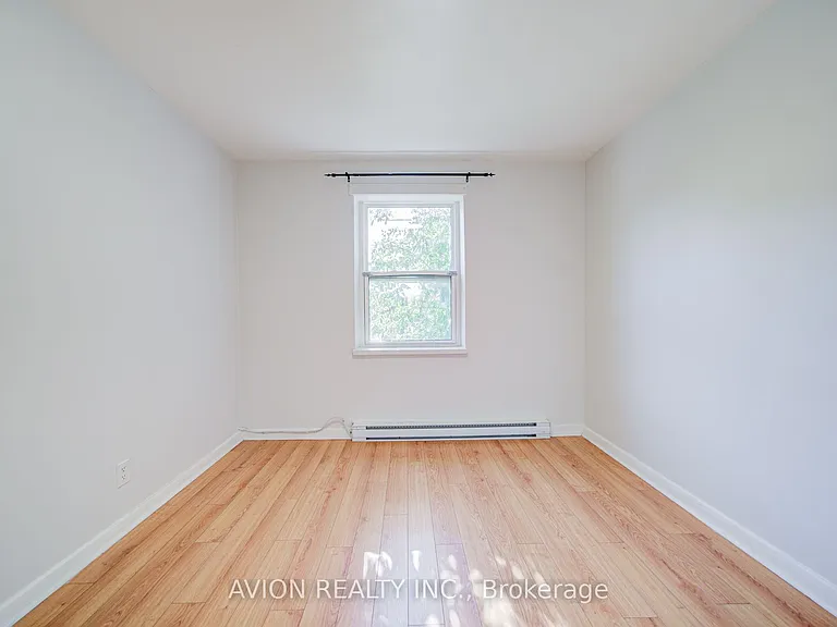 882 Broadview Ave #3 — Photo 10