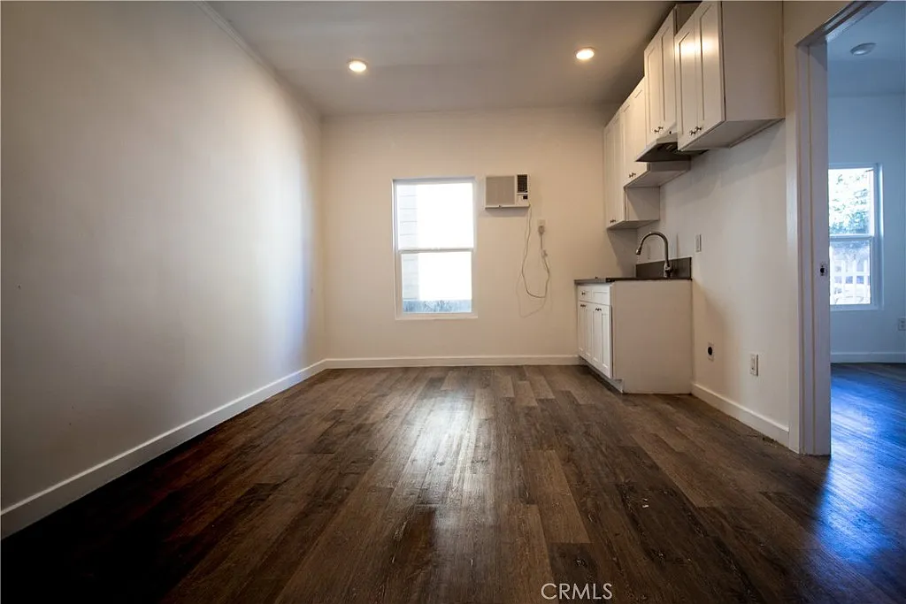 1 bed, 650 sqft, $1,750 — Photo 3