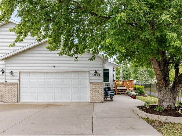 3230 35th Ave S, Fargo, ND 58104