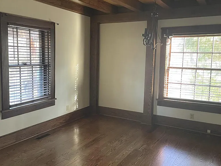 804 Cherokee Rd — Photo 5