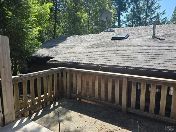 24663 Clover Road, Willits, CA 95490