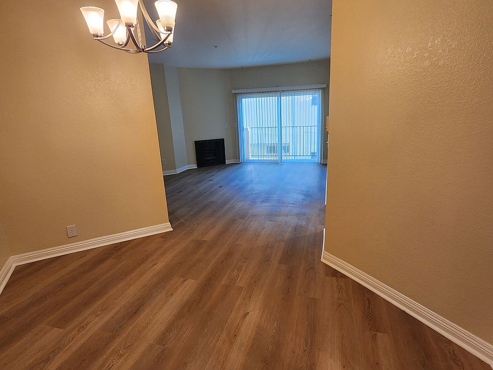 Apt#107 Dining Room/Living Room