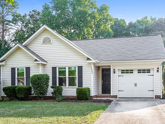 3rd image of 12907 Silbury Ln