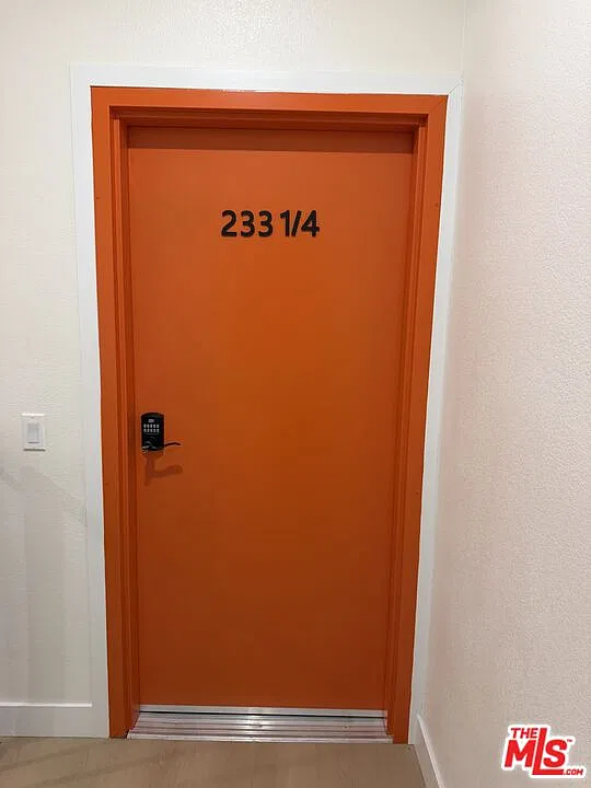 2 bed, 2.0 bath, 767 sqft, $2,350 — Photo 2