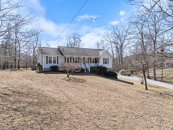 3rd image of 261 Bobwhite Dr
