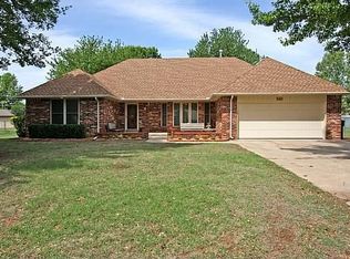 1401 Cherry Ln, Oklahoma City, OK 73127