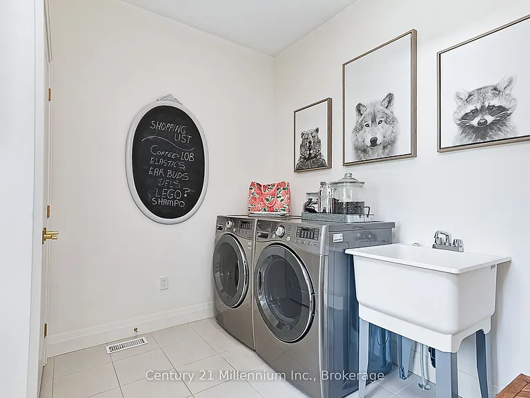 103 White Oak Cres — Photo 14