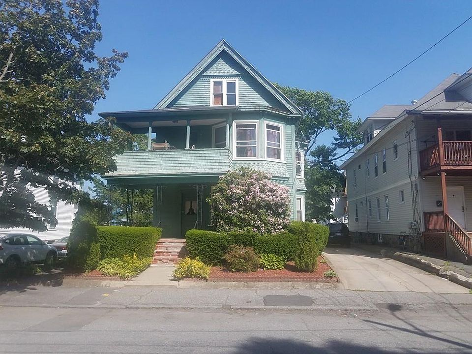 2nd image of 70 Saunders St