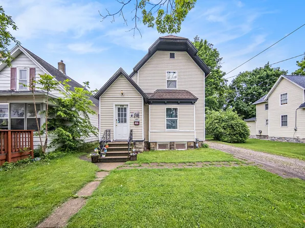 114 Orange St, Jackson, MI 49202
