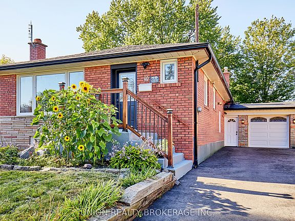 2nd image of 40 Rochman Blvd