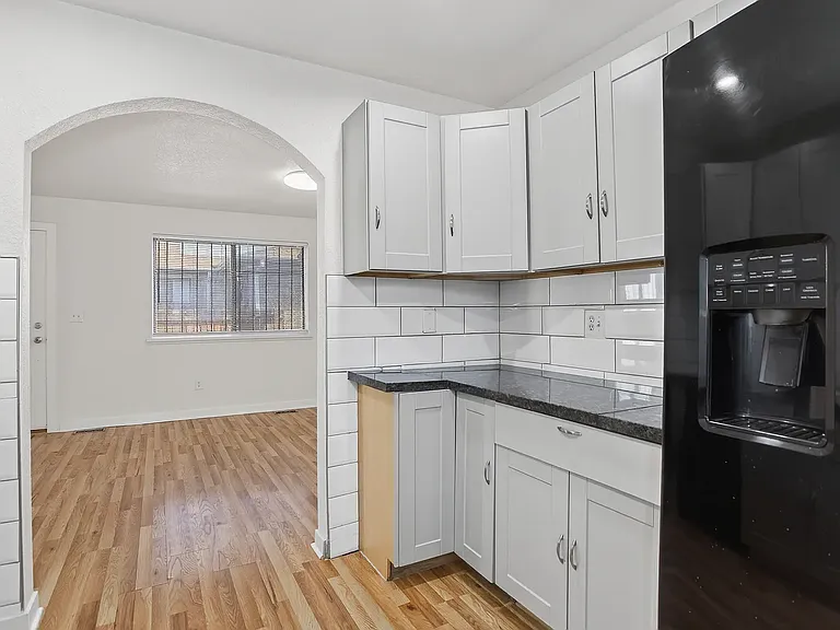 3174 W Center Ave #A — Photo 4