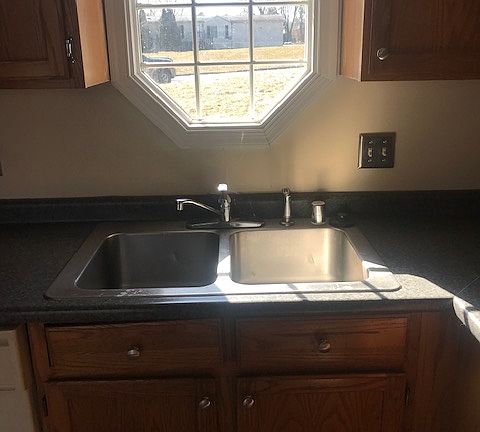 3rd image of 4404 Sanford Ct