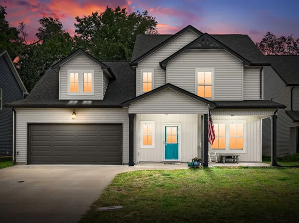 440 Kinslow Ct, Clarksville, TN 37040