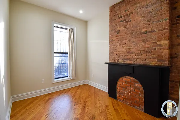 Rented by Brooklyn Rentals NYC | media 22