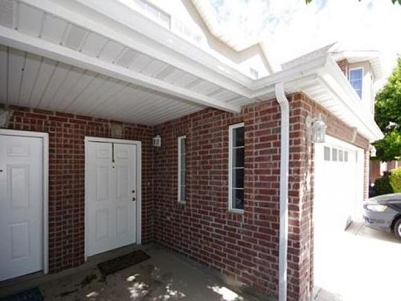 3rd image of 10517 S Sage Flats Way