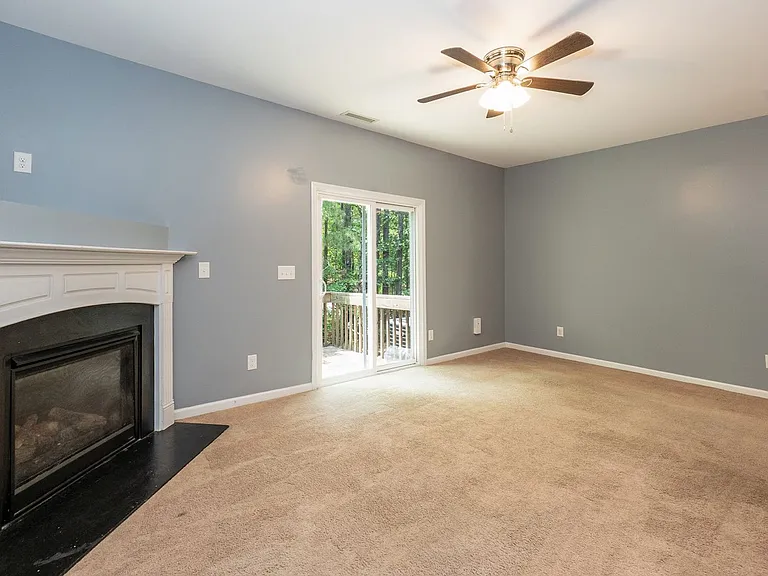 1634 Holly Grove Way — Photo 12