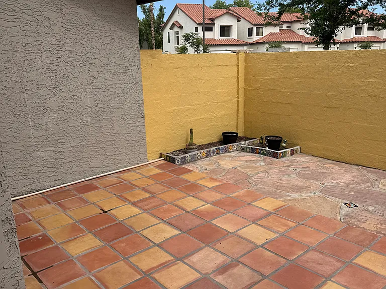 W Mango Dr — Photo 19