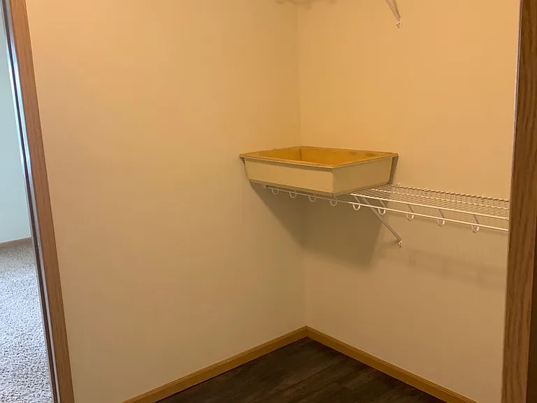 West Lake II Apartments — Photo 28