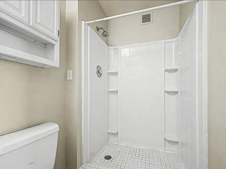 1000 E Loyola Dr — Photo 7