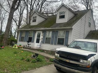 5 Glenwood Dr, Glen Burnie, MD 21060