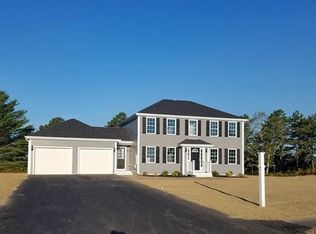 33 Arbor Rdg, Plymouth, MA 02360