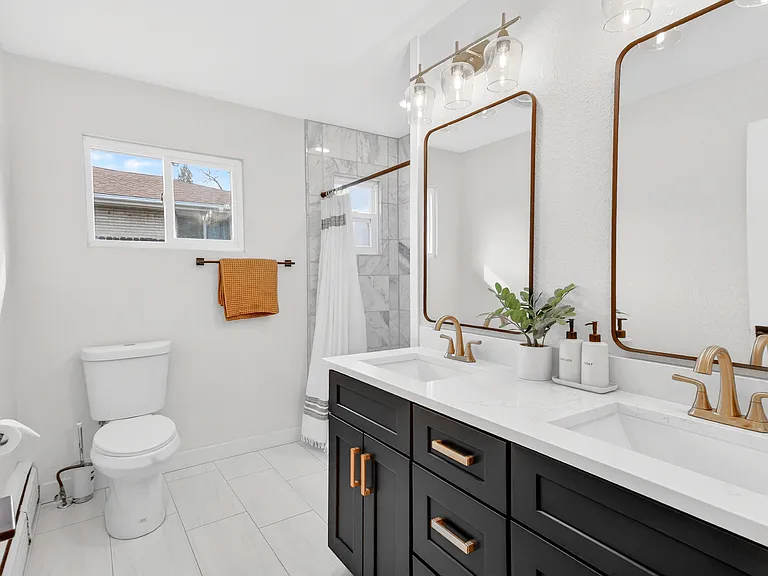 3000 Dartmouth Ave #1 — Photo 8