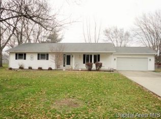 2500 E Lake Shore Dr, Taylorville, IL 62568