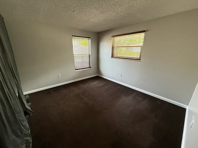 323 Sweetgum Ct — Photo 17