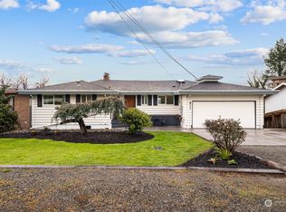 811 Alvord Ave N, Kent, WA 98031