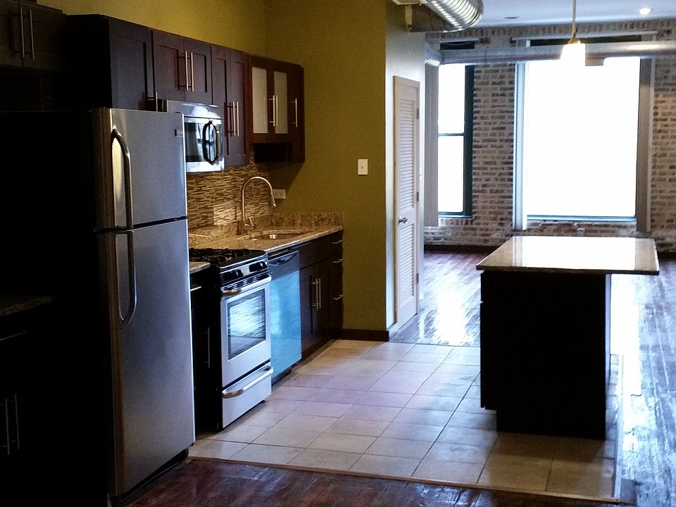 1st image of 1152 N Milwaukee Ave APT 2F