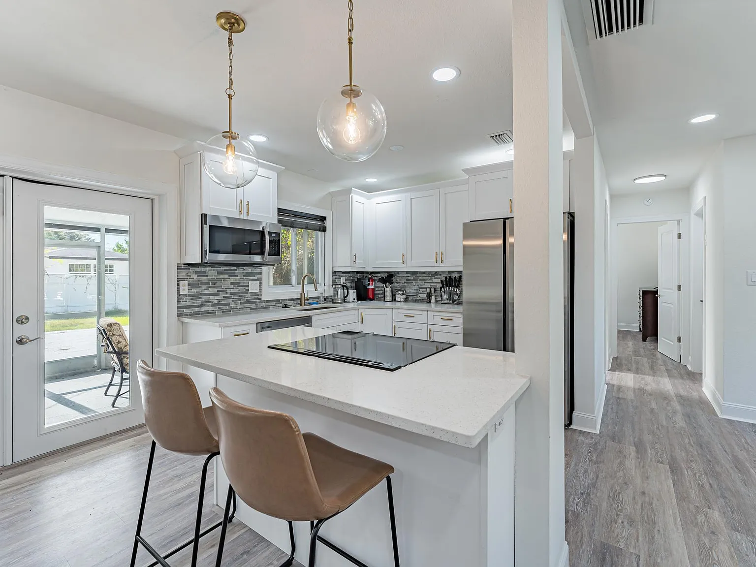 1533 Bonair St — Photo 3