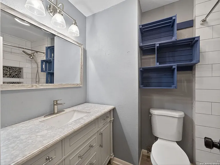 2415 Moss Ter — Photo 19