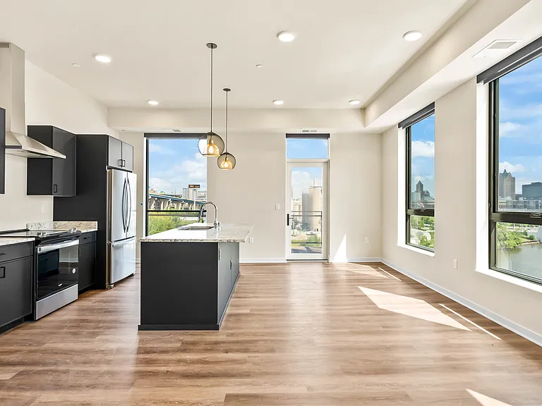 River Place Lofts — Photo 135