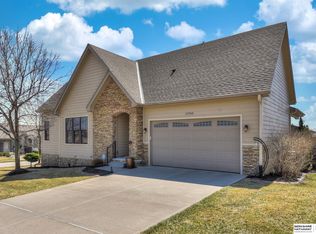 15753 Laurel Ave, Omaha, NE 68116
