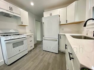 132 W 10th Ave, Homestead, PA 15120