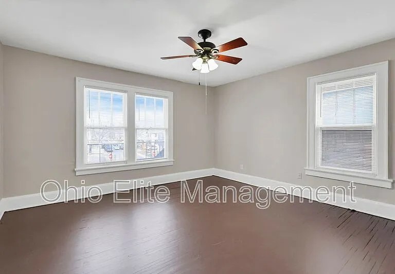 2709 Sullivant Ave — Photo 19