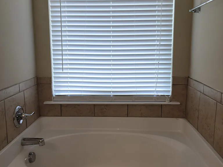 104 Clydesdale Ct — Photo 10