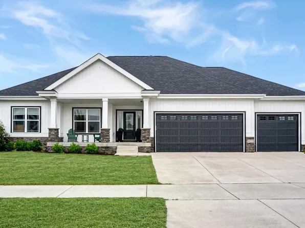 822 Ronald Overlook, Waunakee, WI 53597