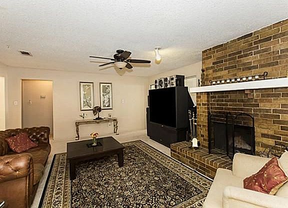 2nd image of 8914 Deerwood Dr