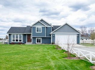 1616 N Long Rd, Greenacres, WA 99016