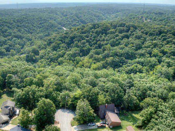 604 & 610 Wayskin Dr, Latonia, KY 41015