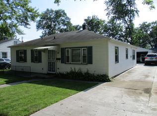 743 N Webster Cir E, Kankakee, IL 60901