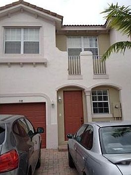 2nd image of 538 NE 21st Ave #538