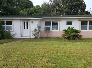 615 Hollywood Blvd, Mary Esther, FL 32569